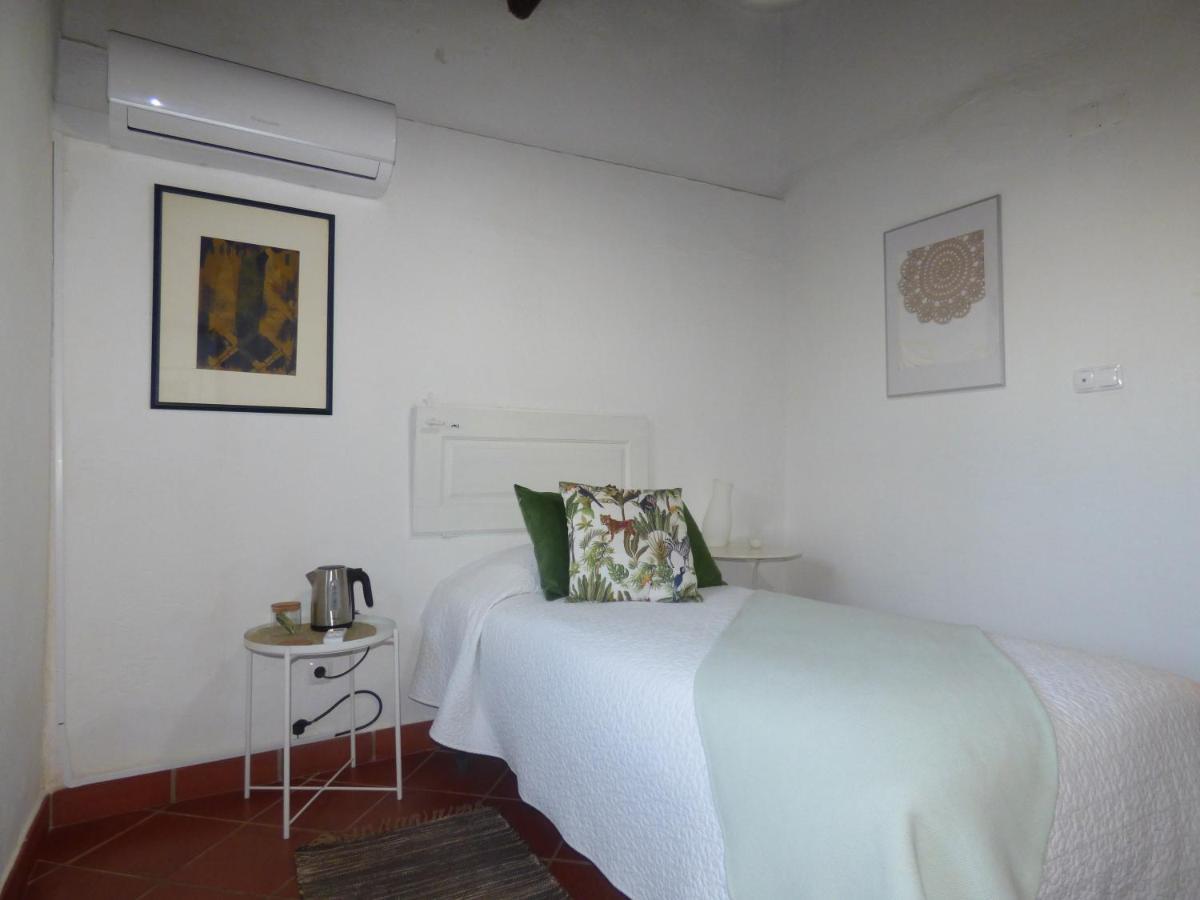Solar Da Cumeada Bed & Breakfast Reguengos de Monsaraz Exterior photo
