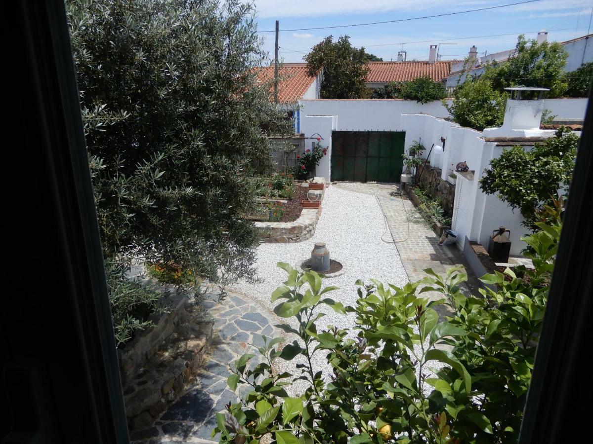 Solar Da Cumeada Bed & Breakfast Reguengos de Monsaraz Exterior photo